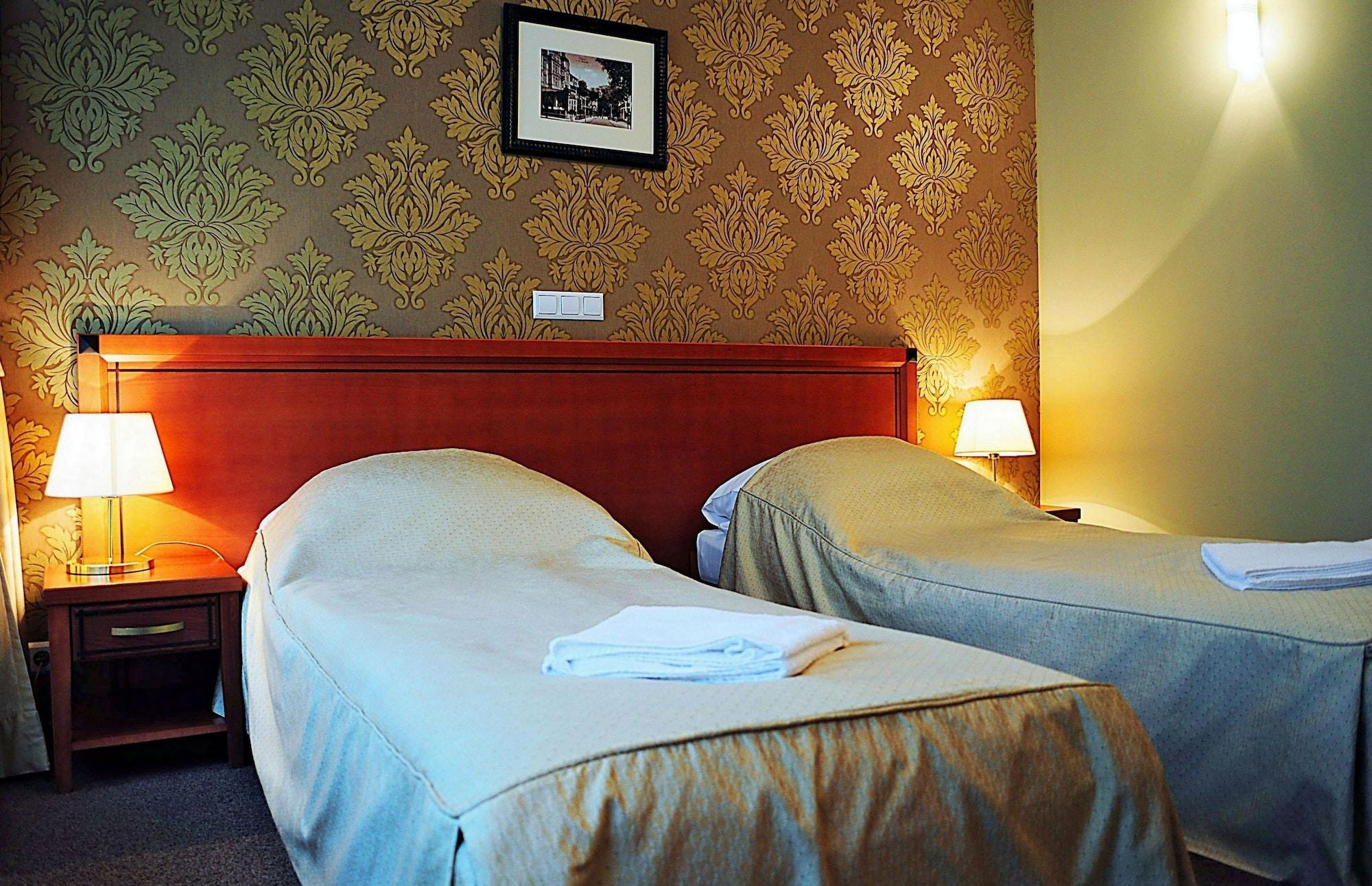 Baltica Hotel 3*
